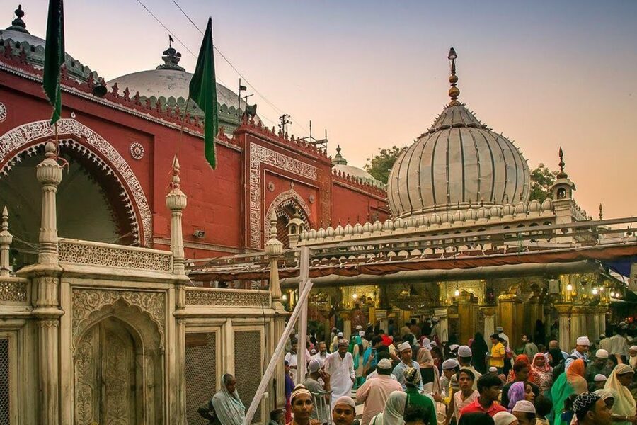 Divine Delhi: Explore Indian Faiths on a Cultural Tour - Included basics that actually improve the day