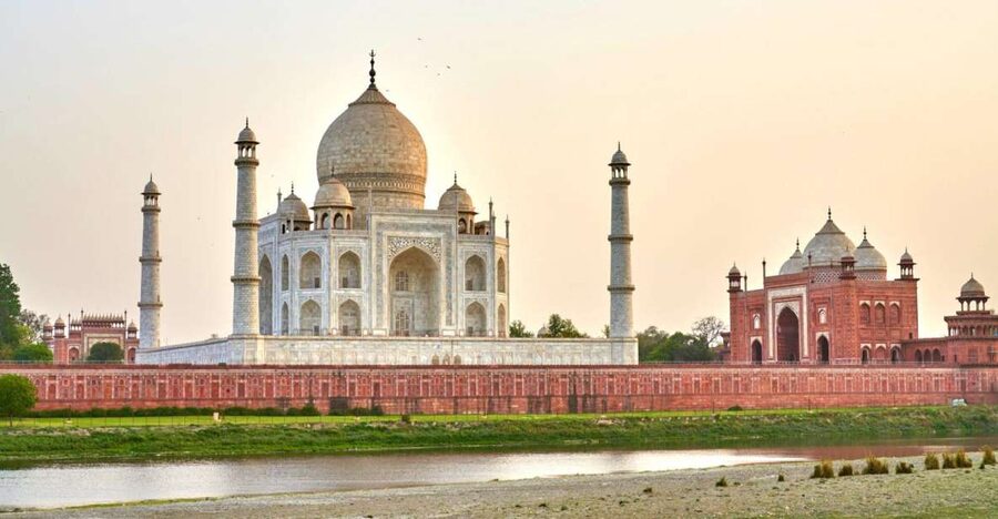 Evening tour of Agra city with Sunset Taj Mahal & Agra Fort - Private guide plus skip-the-line, what that actually means