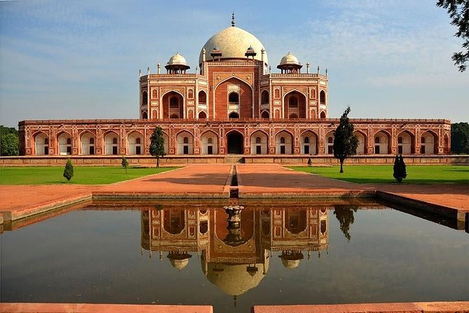 Exclusive New Delhi City Tour - Stop 1: India Gate in 20 minutes, a fast orientation to Delhi