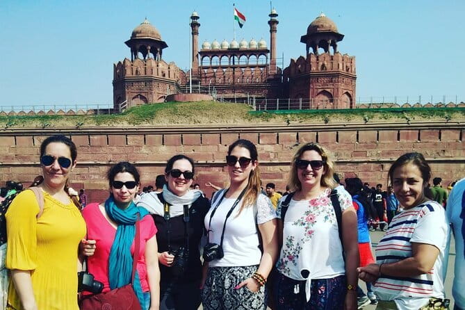 Explore Delhi Half-Day Tour with Agra Drop - New Delhi Stops: India Gate and Lotus Temple in one tight route