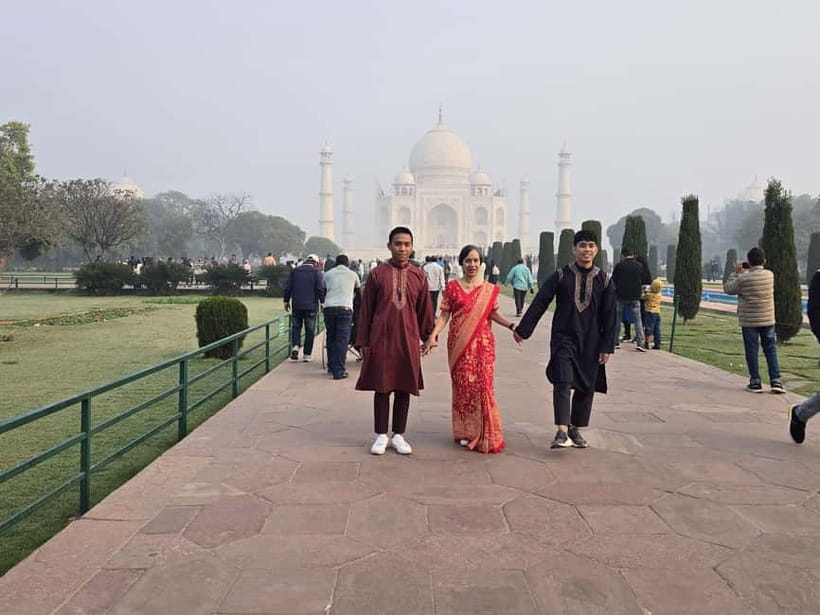 From Agra: Taj Mahal Guided Tour With Professional Photos - Key Highlights You’ll Actually Feel