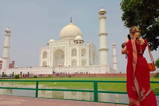 From Delhi: 2-Day Taj Mahal & Jaipur Express Tour (Hotel & Guide) - Agra Fort plus artisan workshops: more than a one-monument day