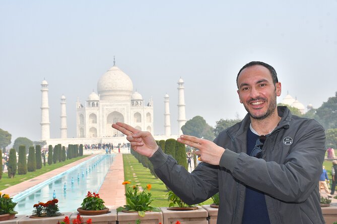 From Delhi: 2 Days Taj Mahal & Agra City Tour With Fatehpur Sikri - Agra Fort: UNESCO walls, Mughal palaces, and Shah Jahan’s viewpoint