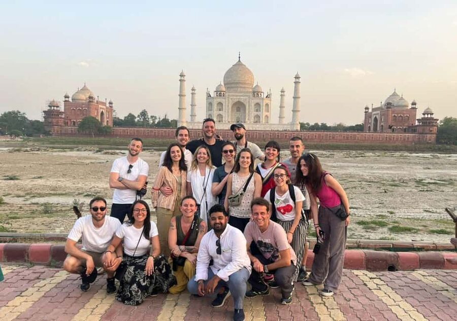 From Delhi: 2 Days Taj Mahal & Agra Tour With Fatehpur Sikri - Key highlights to look for