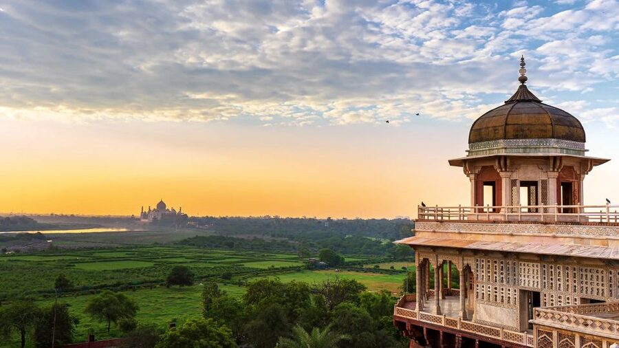 From Delhi: 5-Day Tiger Safari & Golden Triangle Tour - Day 2: Taj Mahal, Agra Fort, and Fatehpur Sikri on the way to Ranthambore