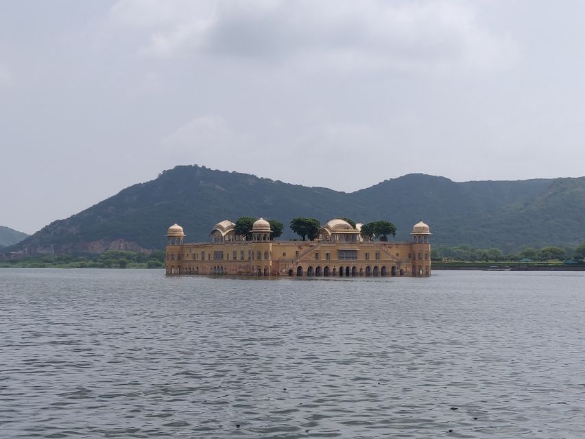 From Delhi: 5 Days Golden Triangle Delhi, Agra & Jaipur Tour - Private guide and skip-the-line: what that actually changes for you