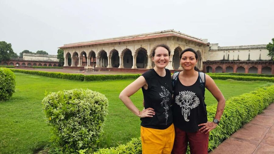 From Delhi: 5 Days Private Luxury Golden Triangle Tour - Day 2 in Delhi: Old and New Delhi in one guided sweep