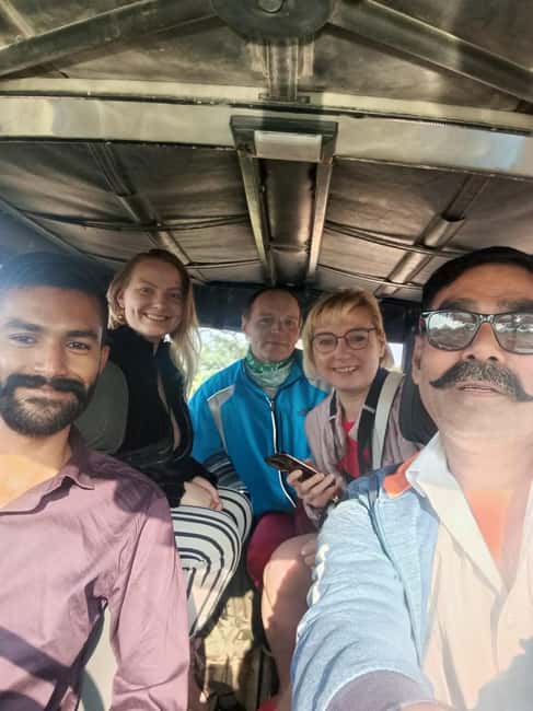 From Delhi: 6-Day Golden Triangle Tour with Ranthambore - Jaipur monuments with a heat-smart order: Amber Fort, Jal Mahal, Hawa Mahal