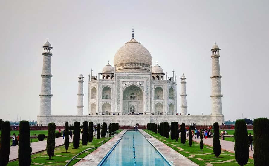 From Delhi: Agra Private Tour with Fast Entry to Taj mahal - Private Delhi to Agra transport that actually saves your energy
