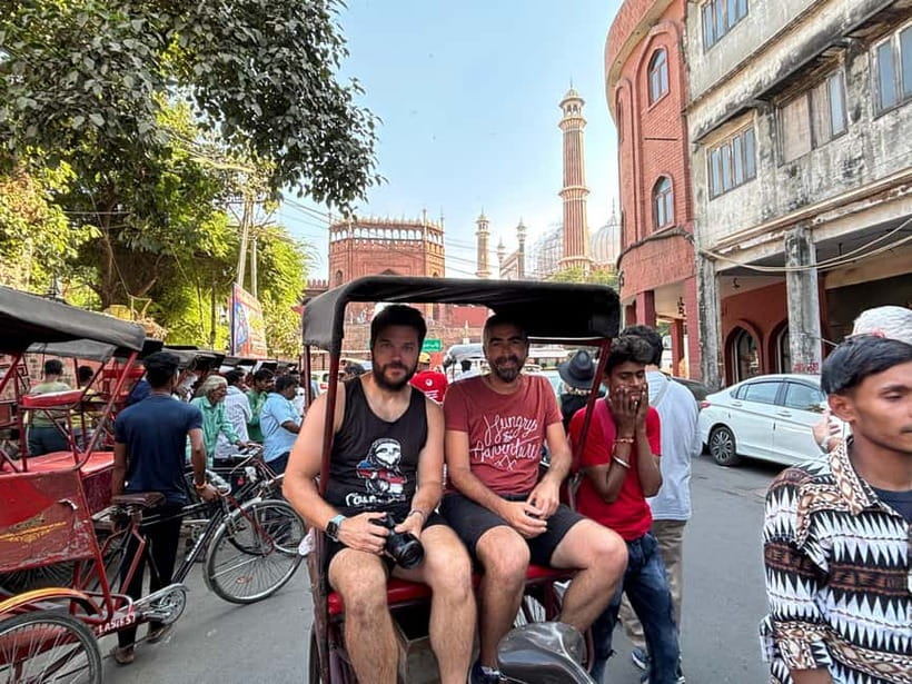 From Delhi Airport: Layover Guided Old & New Delhi Tour - Pace and comfort: what to expect on the ground