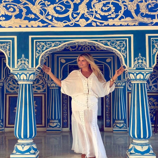 From Delhi: All-Inclusive Same-Day Jaipur Tour By Car Tour - City Palace: where Jaipur’s royal style meets Mughal influence