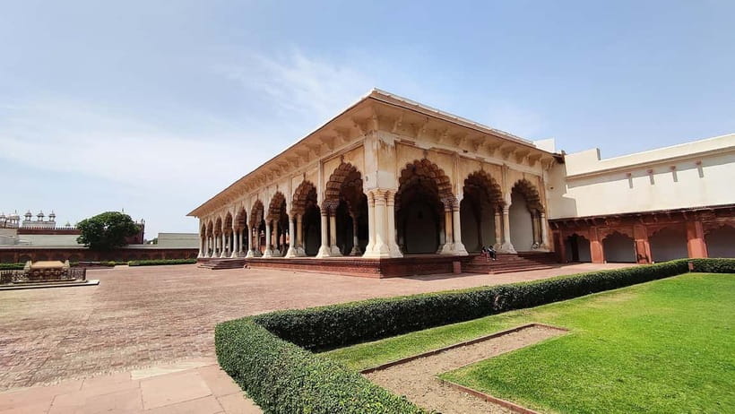 From Delhi: All-Inclusive Taj Mahal & Mathura Vrindavan Tour - The 12 Hours Behind The Wheel: Transfers You Should Plan For