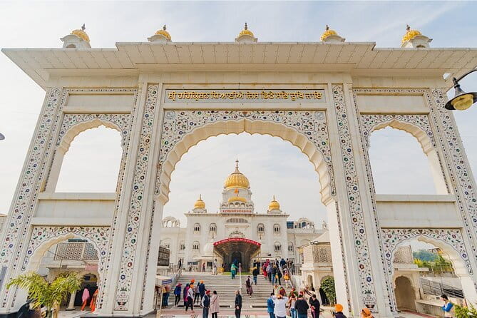 From Delhi : All Inclusive Taj Mahal Tour by Gatimaan Express - Lunch at a 5-star hotel: why that stop matters