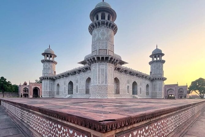 From Delhi :- Full Day Taj Mahal And Agra Fort Tour With 5<em> Lunch – Key highlights to know before you go’ /></p>
<ul>
<li><strong>Sunrise timing</strong> for the Taj Mahal, when light and crowds are both more manageable</li>
<li><strong>Door-to-door private transport</strong> with tolls, fuel, parking, and taxes included</li>
<li><strong>Live tour guide</strong> who helps you move through early security more efficiently</li>
<li><strong>Agra Fort plus Baby Taj</strong> so you see two different sides of Mughal-era architecture</li>
<li><strong>Breakfast at DoubleTree by Hilton Hotel Agra</strong> on the schedule</li>
<li><strong>Optional add-ons</strong> for entrance tickets and meals depending on what you select</li>
</ul>
<h2>Why the 2:30am Taj Mahal start is worth it</h2>
<p><img width="669" height="446" decoding="async" src=