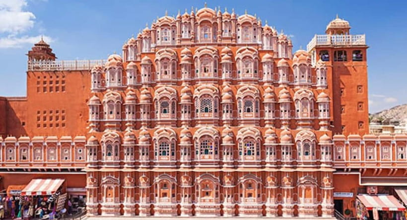 From Delhi: Jaipur Private Tour with Guide & Hotel Pickup - Jal Mahal Photo Stop and Panna Meena ka Kund: Quick Hits That Break the Day Up