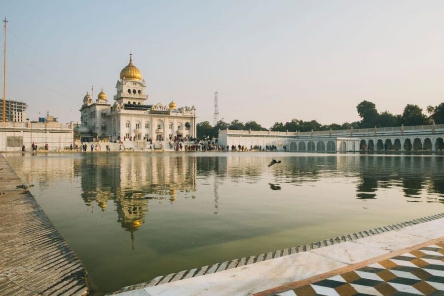 From Delhi: Old & New Delhi Layover Half or Full-Day Tour - Bangla Sahib, Humayun’s Tomb, and the Serenity Stops You’ll Appreciate Midday