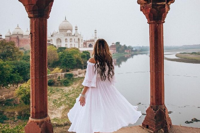 From Delhi: Private 3-Day Golden Triangle Tour with Hotel Options - Old Delhi Day 1: Gurudwara Bangla Sahib to Jama Masjid, then rickshaws and spices