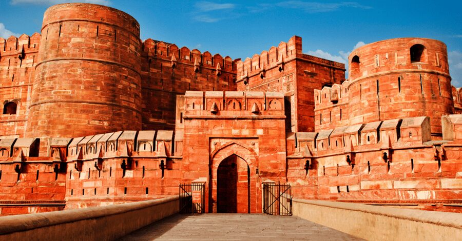From Delhi: Private Taj Mahal & Agra Day Trip by Car or Rail - Lunch in Agra: included, and built into the pacing