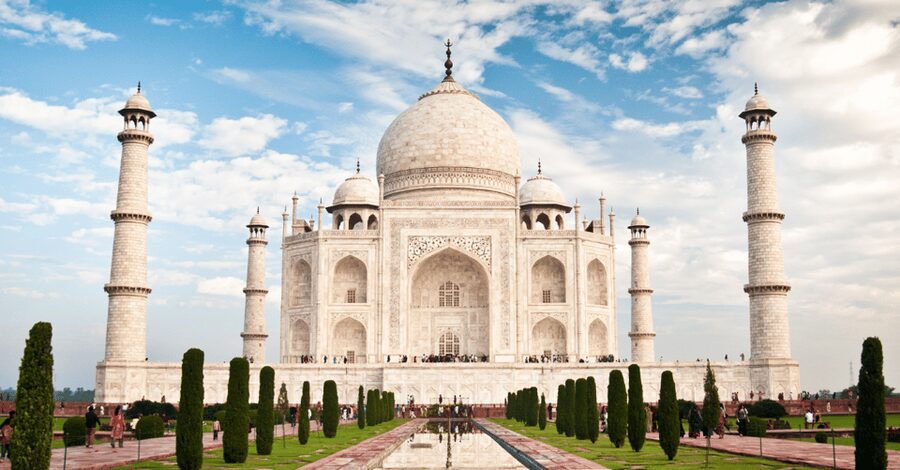 From Delhi: Private Taj Mahal & Agra Day Trip by Car or Rail - Price and value: where the money seems to go