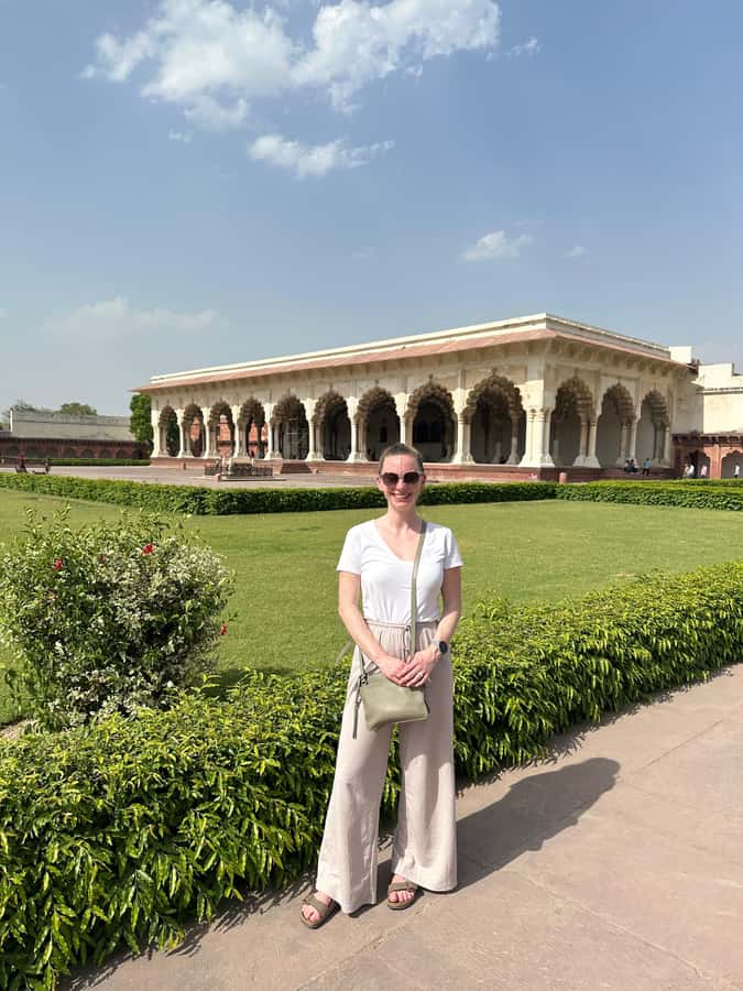 From Delhi: Private Taj Mahal Day Tour with Fast-Track Entry - Breakfast or lunch at a 5-star hotel: when the meal is actually part of the plan