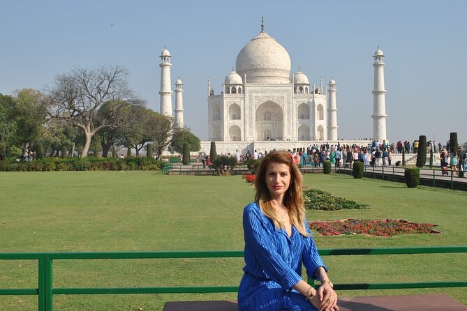 From Delhi : Private Taj Mahal Sunrise Tour By Car - Taj Mahal walkthrough tips, how to handle that photographer moment