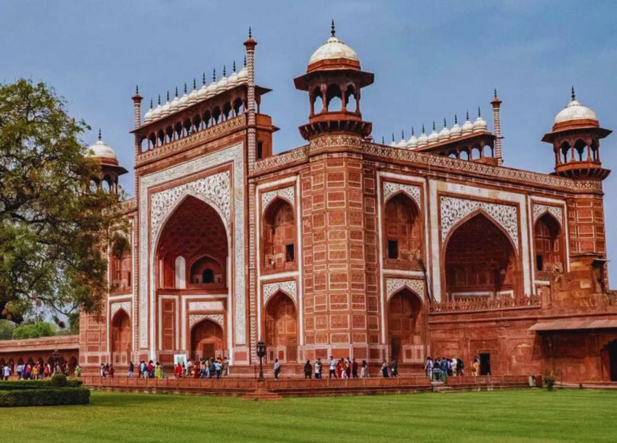 From Delhi: Same Day Taj Mahal, Agra Day Tour By Car - Who should book this Taj Mahal and Agra day tour