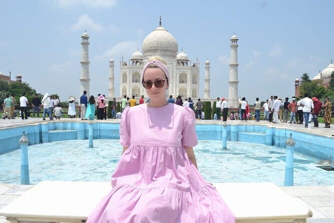 From Delhi: Same Day Taj Mahal & Agra Tour by Car -All Inclusive - Agra Fort: Red Sandstone, Courtyards, and Mughal Power