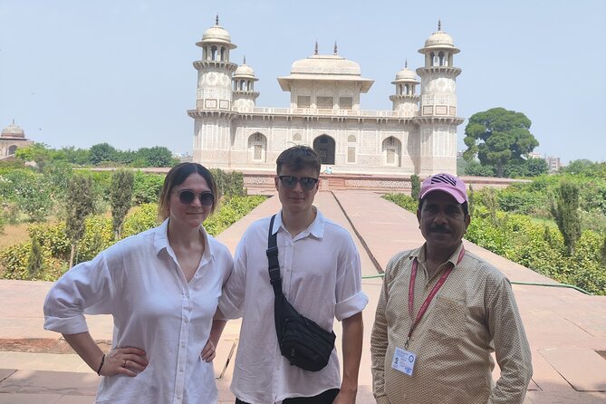 From Delhi: Same Day Taj Mahal, Agra Tour By Car with Option - Baby Taj (Itmad-ud-Daula) for Extra Marble Time