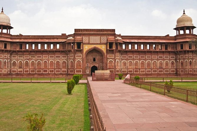 From Delhi : Sunrise Taj Mahal and Agra Fort with Jaipur Transfer - The Private Pickup and Car Setup That Makes or Breaks the Day