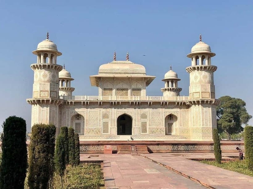 From Delhi: Taj Mahal & Agra Day Tour with Fatehpur Sikri - Private Guide Service and Photo Angles That Actually Help