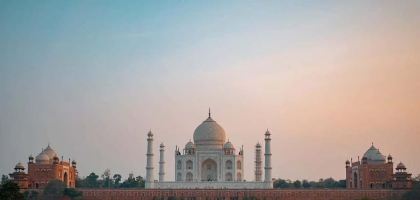 From Delhi: Taj Mahal & Agra Day Tour with Fatehpur Sikri - Pickup and Drop-Off Around Delhi, No Guessing Required