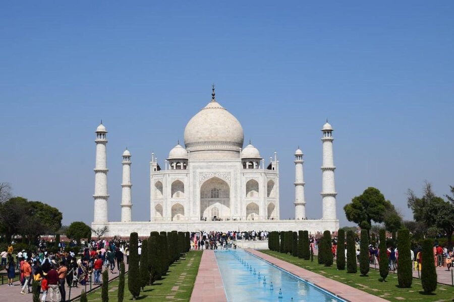 From Delhi: Taj Mahal & Agra Day Tour with Fatehpur Sikri - Getting Into the Taj Mahal Faster, Plus the Best Time to Go
