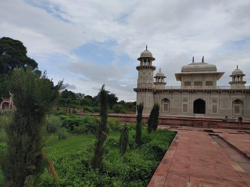 From Delhi: Taj Mahal & Agra Day Trip with Jaipur Drop - Taj Mahal time: skip-the-ticket-line, guided looking, and early starts