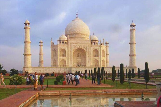 From Delhi: Taj Mahal, Agra Fort & Baby Taj Same Day Tour by Car - The Agra handicraft stop: marble inlay time and how to handle it