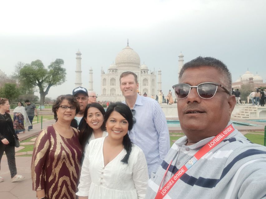 From Delhi: Taj Mahal & Agra Fort Day Trip by Express Train - Baby Taj at a human pace, about 30 minutes with a purpose