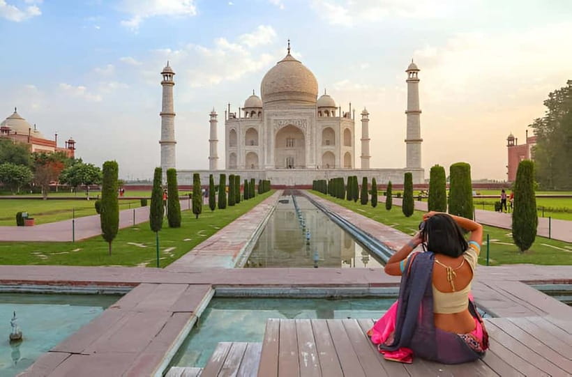 From Delhi: Taj Mahal, Agra Fort & Fatehpur Sikri Day Trip - A Private Agra Day With a Sunrise Option