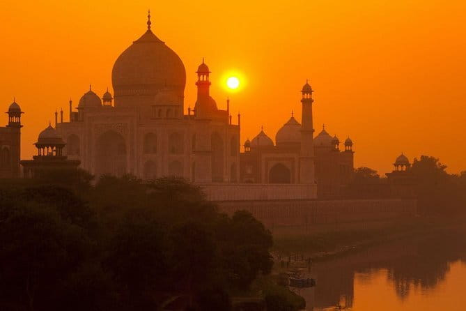 From Delhi-Taj Mahal & Agra Fort Private Tour with Fatehpur Sikri - Who should book this Taj Mahal, Agra Fort, and Fatehpur Sikri day trip