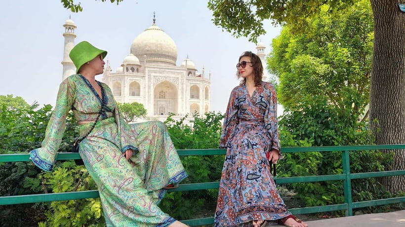 From Delhi: Taj Mahal & Agra Tour by Gatimaan Express Train - Agra Fort: big red sandstone, and why the timing is different
