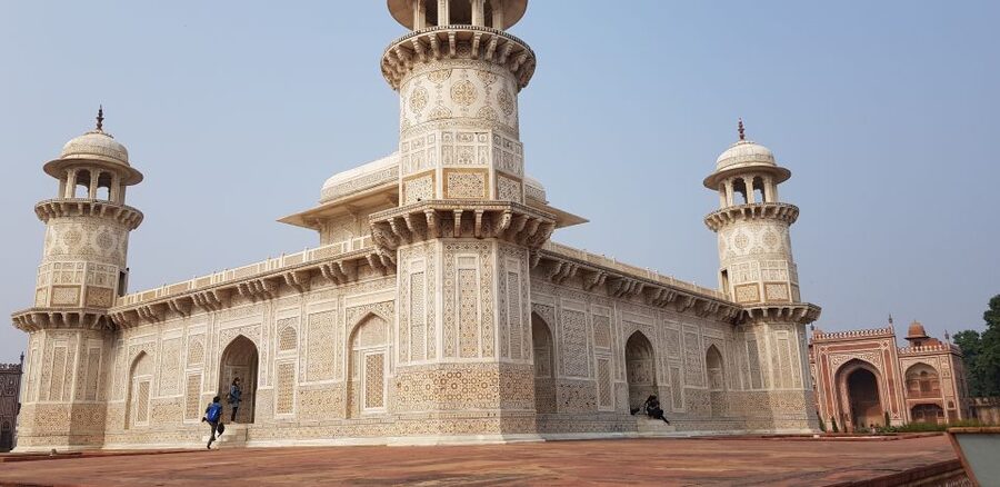 From Delhi: Taj Mahal & Agra Tour with Lunch at Marriott - Price and value: what you are really paying for