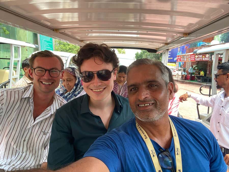 From Delhi: Taj Mahal and Baby Taj Skip-the-Line Tour by Car - Taj Mahal entry without the line, plus Shah Jahan context