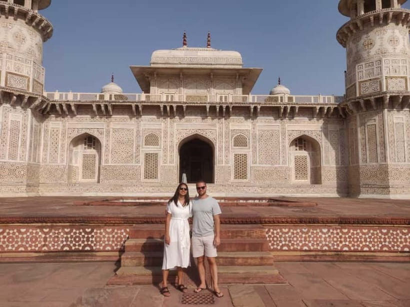 From Delhi: Taj Mahal Day Trip by Fast Train with Transfers - Train Ride Reality: Breakfast, Dinner, and Seating Comfort