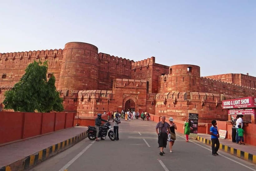 From Delhi: Taj Mahal & Mathura, Vrindavan Private Day Trip - Taj Mahal guided visit: what 2 hours really buys you