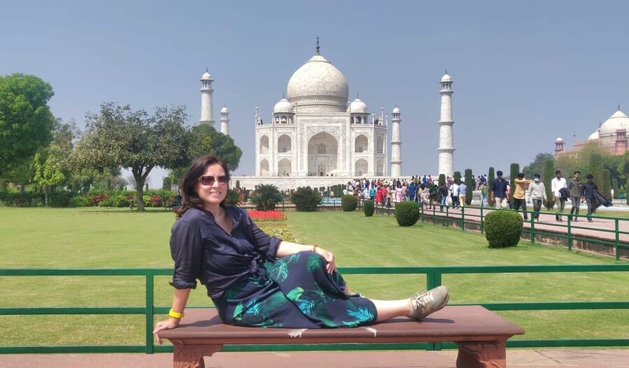 From Delhi: Taj Mahal Private Tour by Car with Entrance Fees - Should you book this Delhi to Taj Mahal private tour by car?