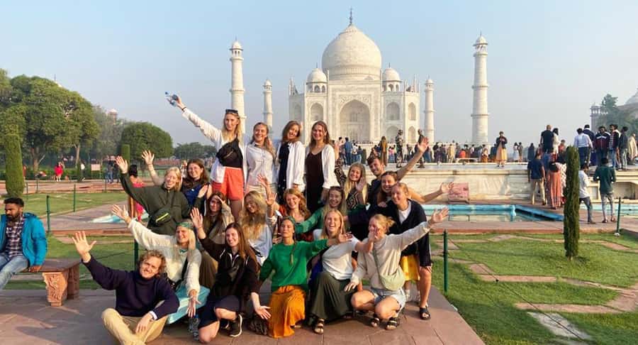 From Delhi: Taj Mahal Sunrise, Agra Fort & Baby Taj Day Tour - Baby Taj as a quieter stop, and when it’s worth adding