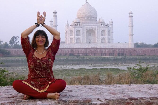 From Delhi: Taj Mahal Sunrise & Agra Handicraft Heritage Tour - Agra Fort UNESCO walk: history you can pace yourself through