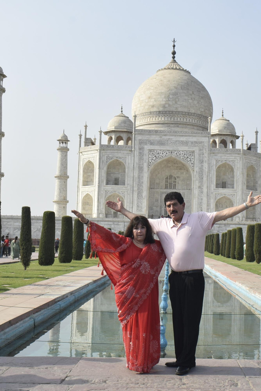 From Delhi: Taj Mahal Sunrise Tour w/ Elephant Conservation - Agra Fort after the Taj: Hindu and Central Asian architecture in one stop