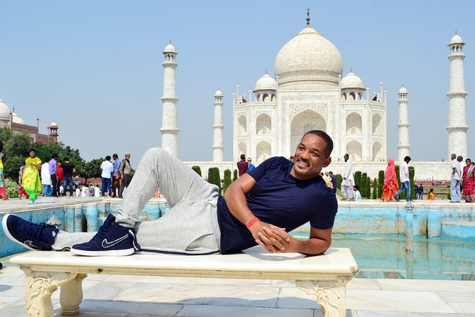 From Delhi: Taj Mahal Sunrise Tour with Elephant Conservation - Guides can make or break the Taj and Fort time