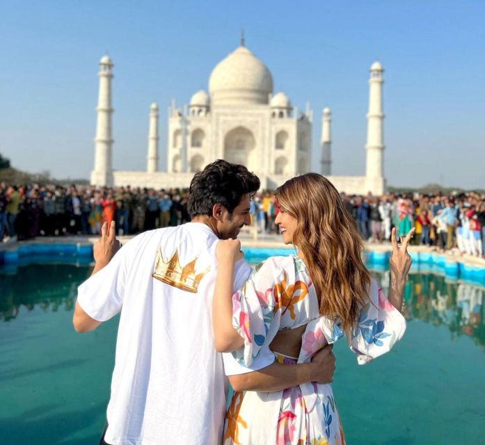 From Delhi: Taj Mahal Tour with Professional Photographer - Taj Mahal skip-the-line entry, tickets in hand, photos without the chaos