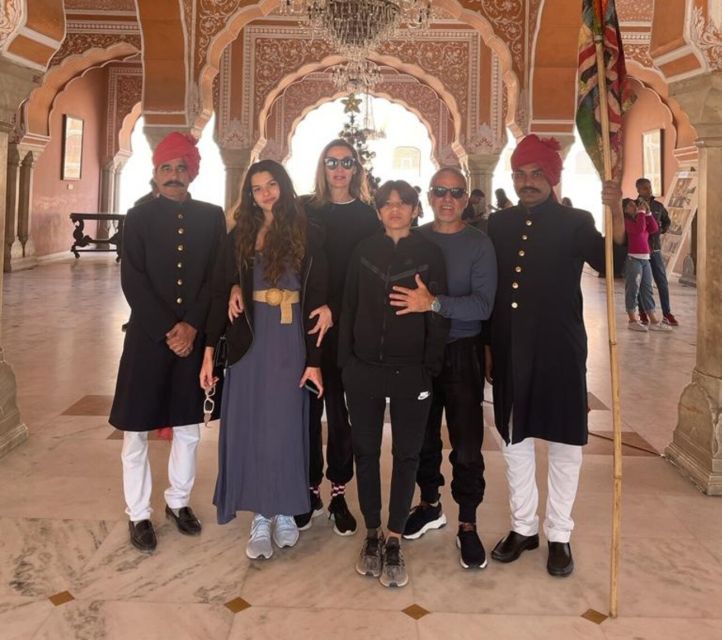 From New Delhi: Jaipur Private Day Trip with Guide - Amer Fort and Jal Mahal, two moods of royal Jaipur