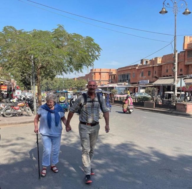 From New Delhi: Jaipur Private Day Trip with Guide - Jantar Mantar, UNESCO and the satisfaction of real accuracy